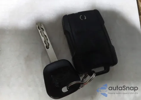 2016 Chevrolet Silverado 1500 2Lt from USA, damaged, VIN 3GCUKREC2GG181420